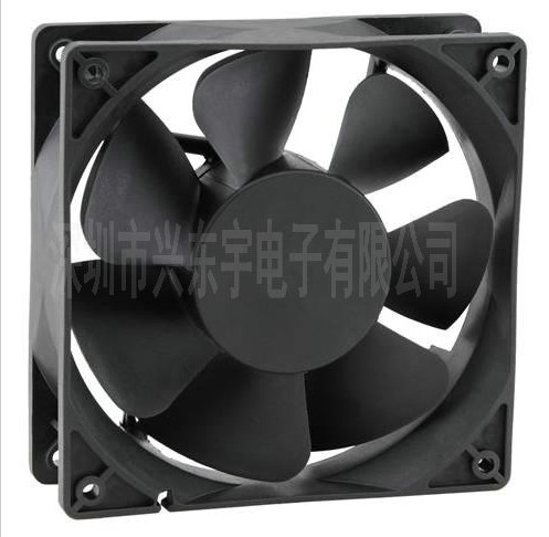 【双滚珠交流风扇】细心清理，专心制造！